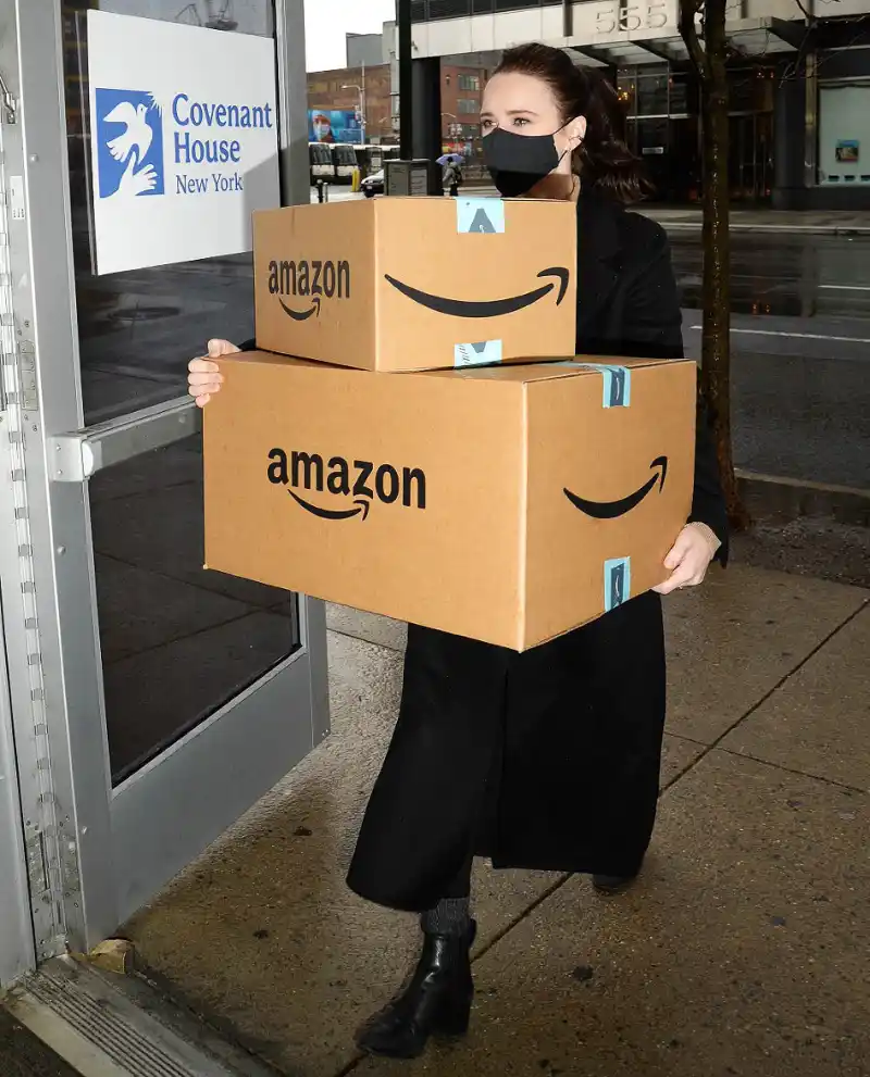 Rachel Brosnahan gives back amazon