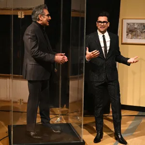 Schitt's Creek's Dan Levy Gets Surprise Visit From Dad Eugene Levy During 'Saturday Night Live' Debut