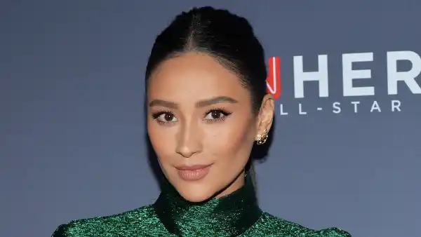 Hiding in the Car! Pretending to Lose Toys! Shay Mitchell’s Mom Confessions