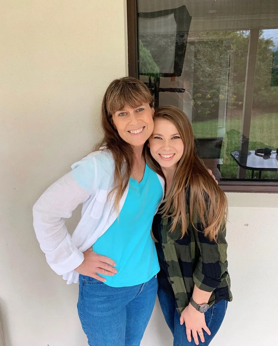 Terri Irwin Reveals Pregnant Daughter Bindi Irwin Due Date Is Next Month