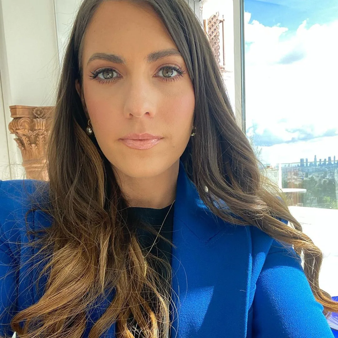 The Bachelor's Queen Victoria Claps Back at Critics Calling Her a Catfish