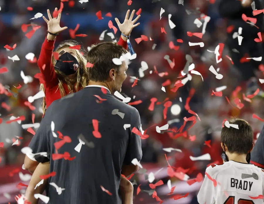 Tom Brady Adorably Celebrates Super Bowl LV Win With 3 Kids: Pics