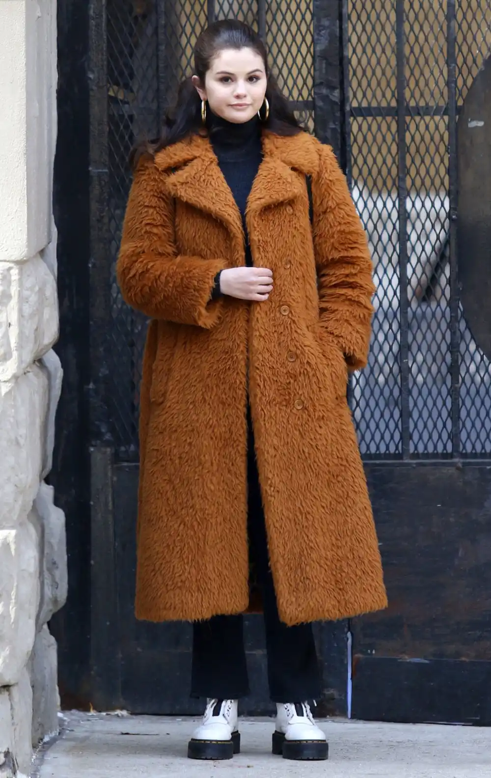 Troll Says Selena Gomez Deserves Better Than Costar Aaron Dominguez