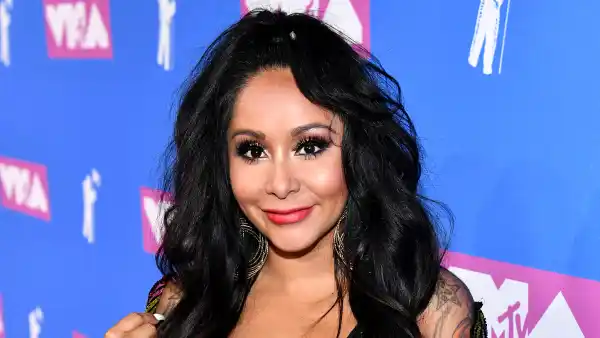 Nicole ‘Snooki’ Polizzi Reveals She Has Coronavirus, Celebrates Valentine’s Day in Quarantine