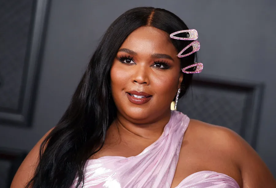 Lizzo Grammys 2021 Wildest Beauty