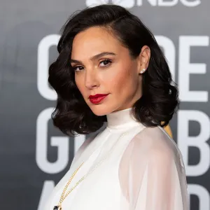 2021 Golden Globe Awards Best Bling