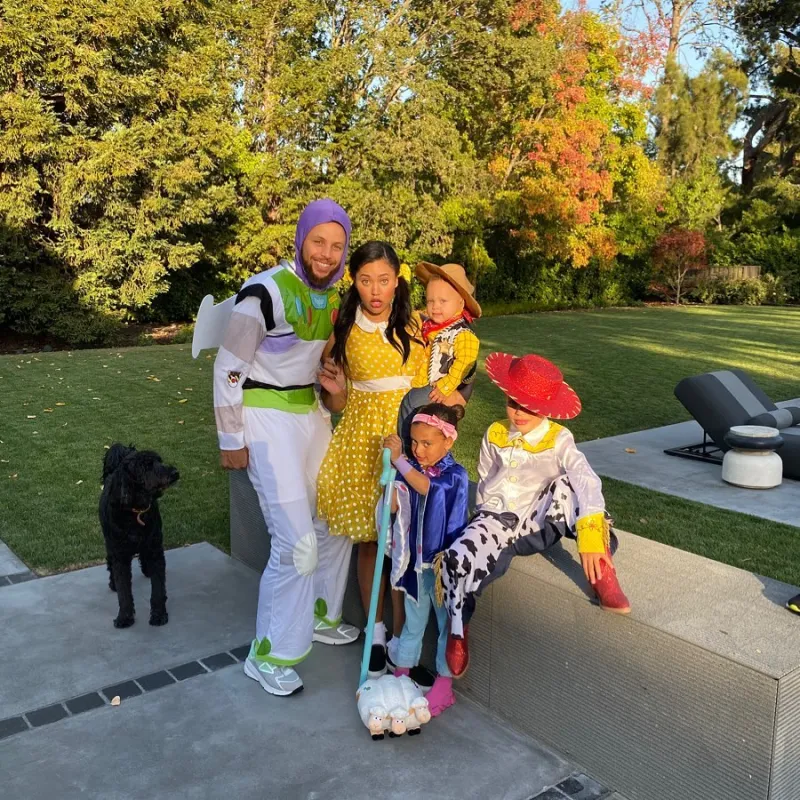 5 October 2019 Stephen Curry and Ayesha Curry’s Family Album With 3 Kids