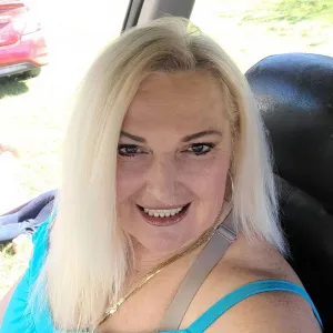 90 Day Fiance's Angela Deem Had 6 Surgeries Done in the Same Day