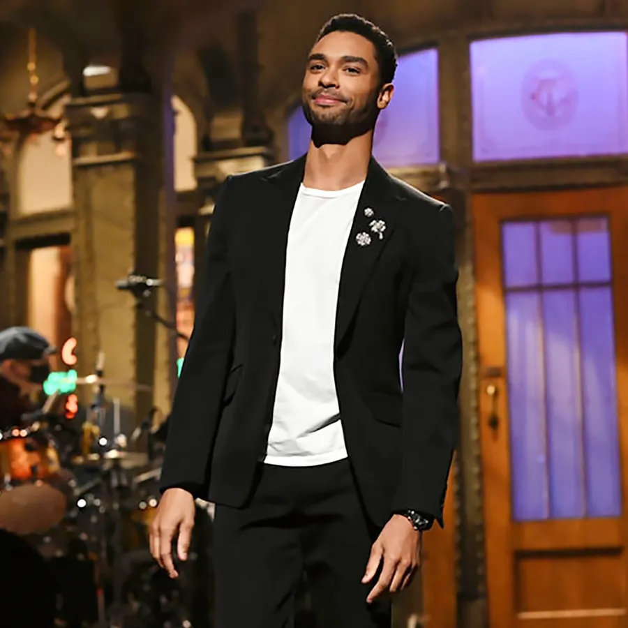 Rege-Jean Page hosted SNL Are Bridgerton Phoebe Dynevor Pete Davidson Dating Why Fans Think So