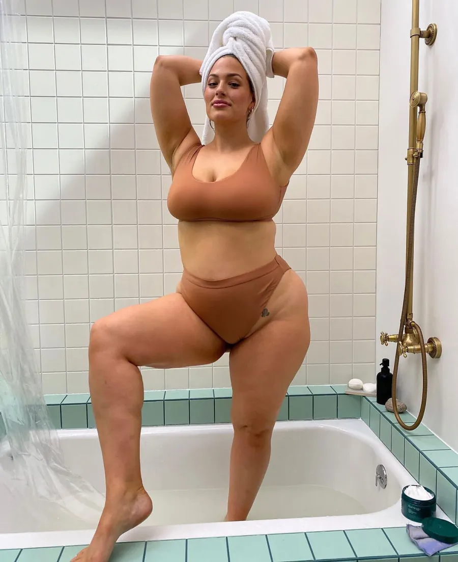 Ashley Graham Poses in Lingerie — A Lot: Pics
