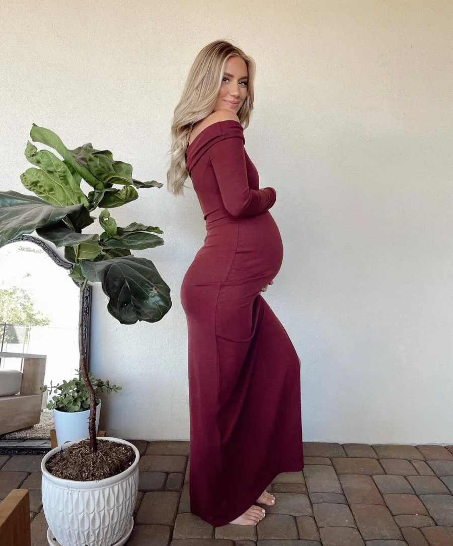Singing Her Praises Lauren Burnham Baby Bump Album Ahead Welcoming Twins