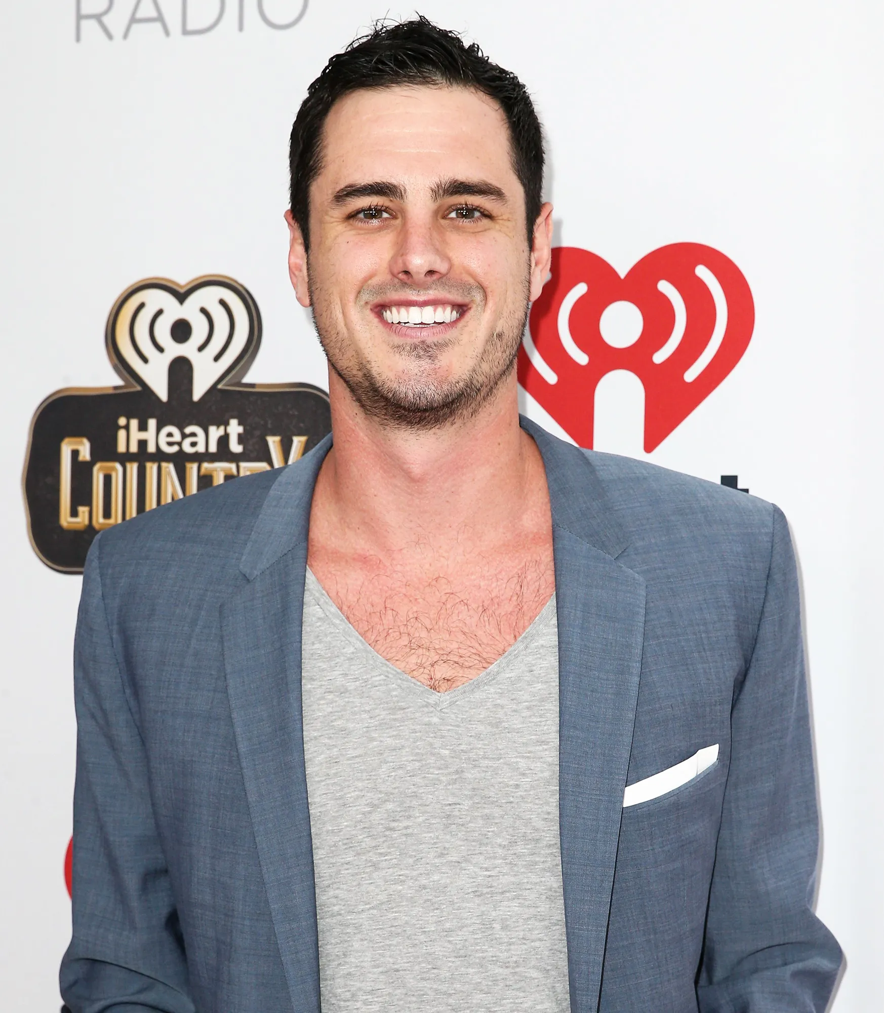Bachelor’s Ben Higgins Regrets Telling 2 Women He Loved Them Hot Tub Dates