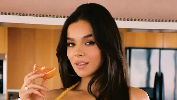 Hailee Steinfeld's New Swimsuit Collab Is a '70s Dream: Pics
