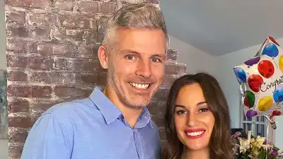 Hannah Berner Engaged to Des Bishop: When Did They Start Dating?