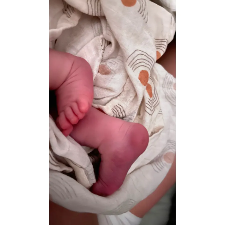 Hilary Duff Shares First Photos of Daughter Mae