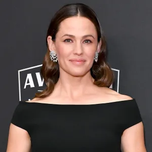 Jennifer Garner Says Its Been Hard Year Moms Amid Pandemic