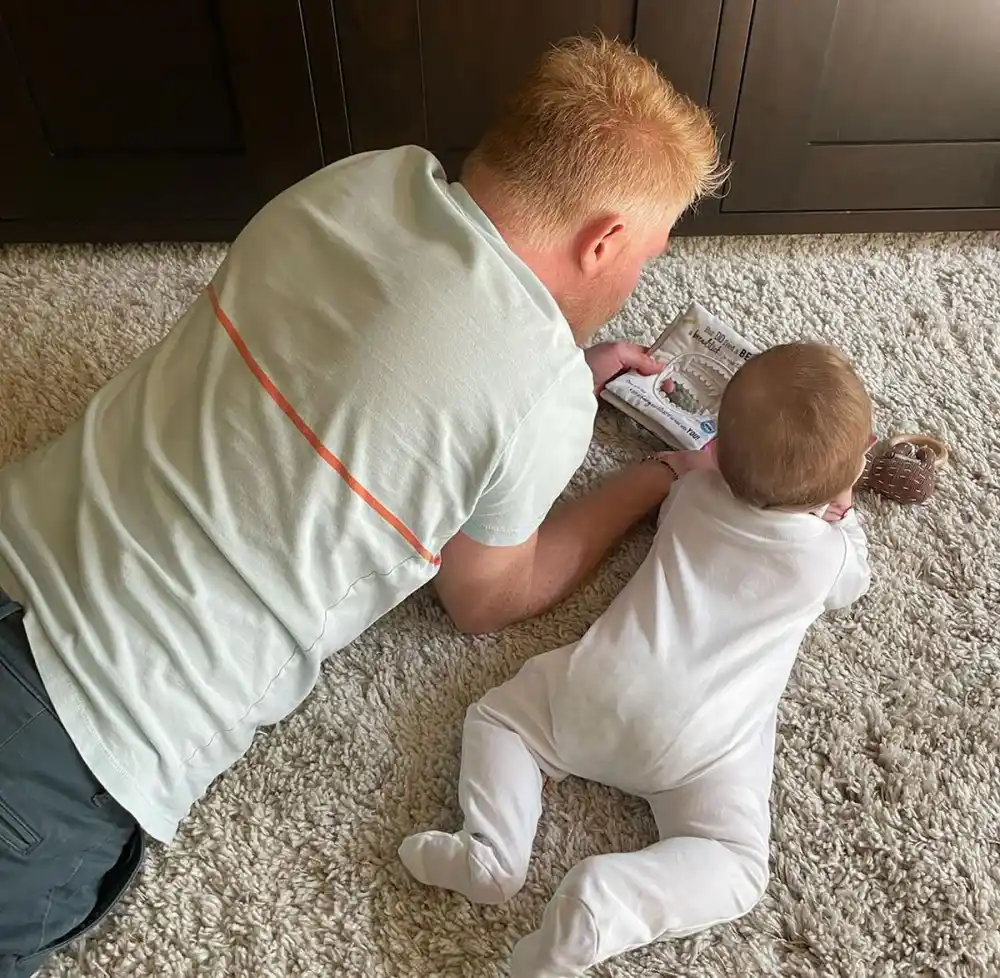 Jesse Tyler Ferguson: I&rsquo;m &lsquo;Raising My Son Gay Until He Decides He's Straight'