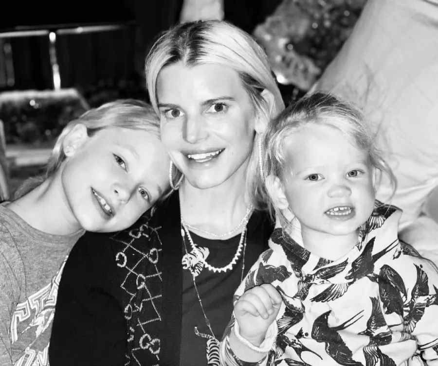 Girl Gang Jessica Simpson Eric Johnson Daughter Birdie