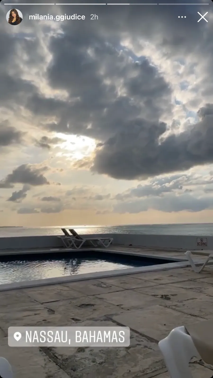 Joe Giudice Reunites With His 4 Daughters in the Bahamas