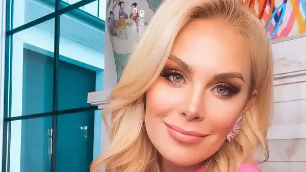 Watch Kameron Westcott’s 11-Product Nighttime Skincare Routine