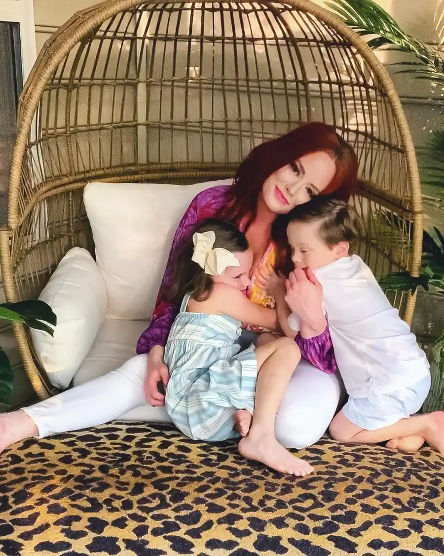 Kathryn Dennis loses custody