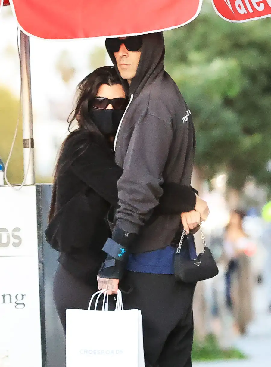 Kourtney Kardashian and Travis Barker Cuddle After Date