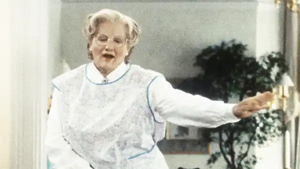 Mrs Doubtfire Fans Are Begging for the Rumored NC-17 Cut to Be Released