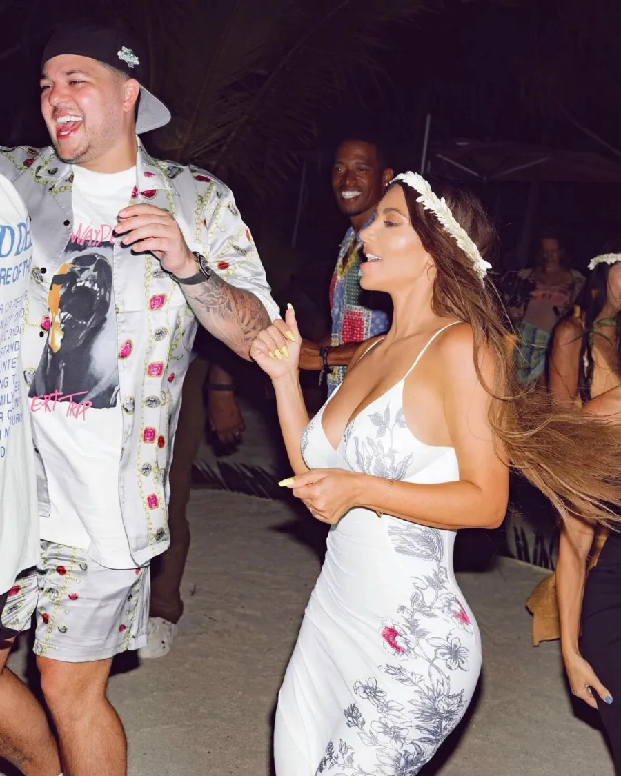 Rob Kardashian Looks Slimmer Than Ever Kim Kardashian Birthday Tribute
