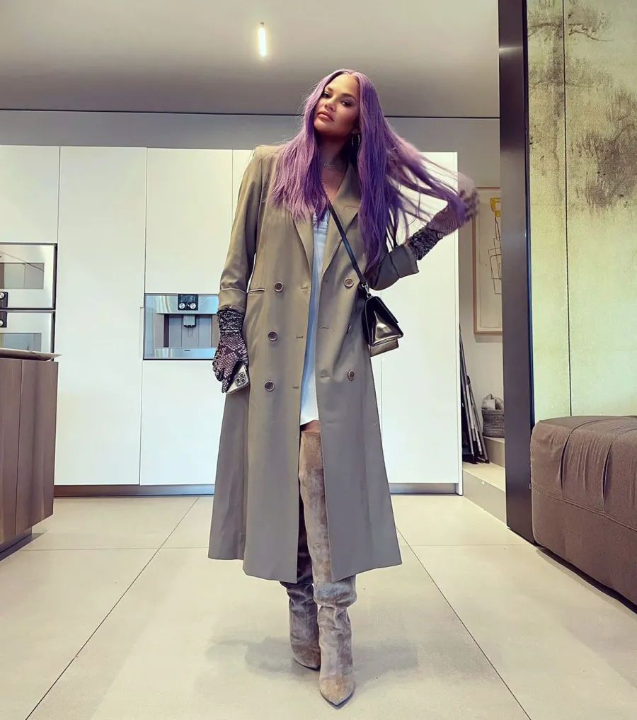 See All the Wigs Getting Chrissy Teigen Through Her ‘Midlife Crisis’