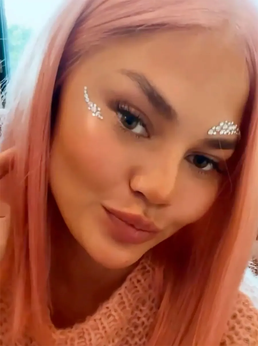 See All the Wigs Getting Chrissy Teigen Through Her ‘Midlife Crisis’