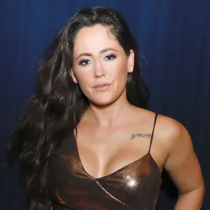 Teen Mom's Jenelle Evans Says She Has Spinal Cord Cyst, Diagnosed Herself