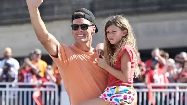 Tom Brady’s Daughter Vivian Disapproved of Him Throwing Super Bowl Trophy