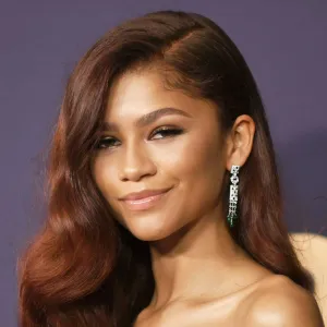 Zendaya Shares Empowering Message Accepting Critics Choice SeeHer Award