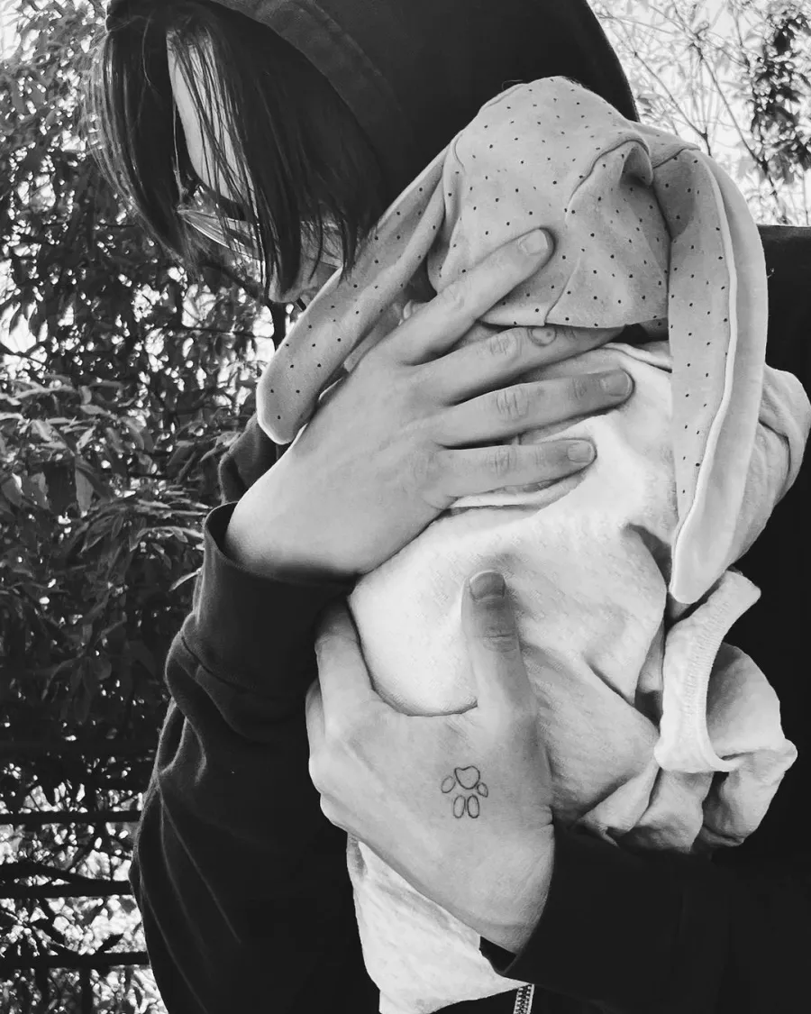 Ashley Tisdale Parents Dress Kids in Festive Easter Outfits