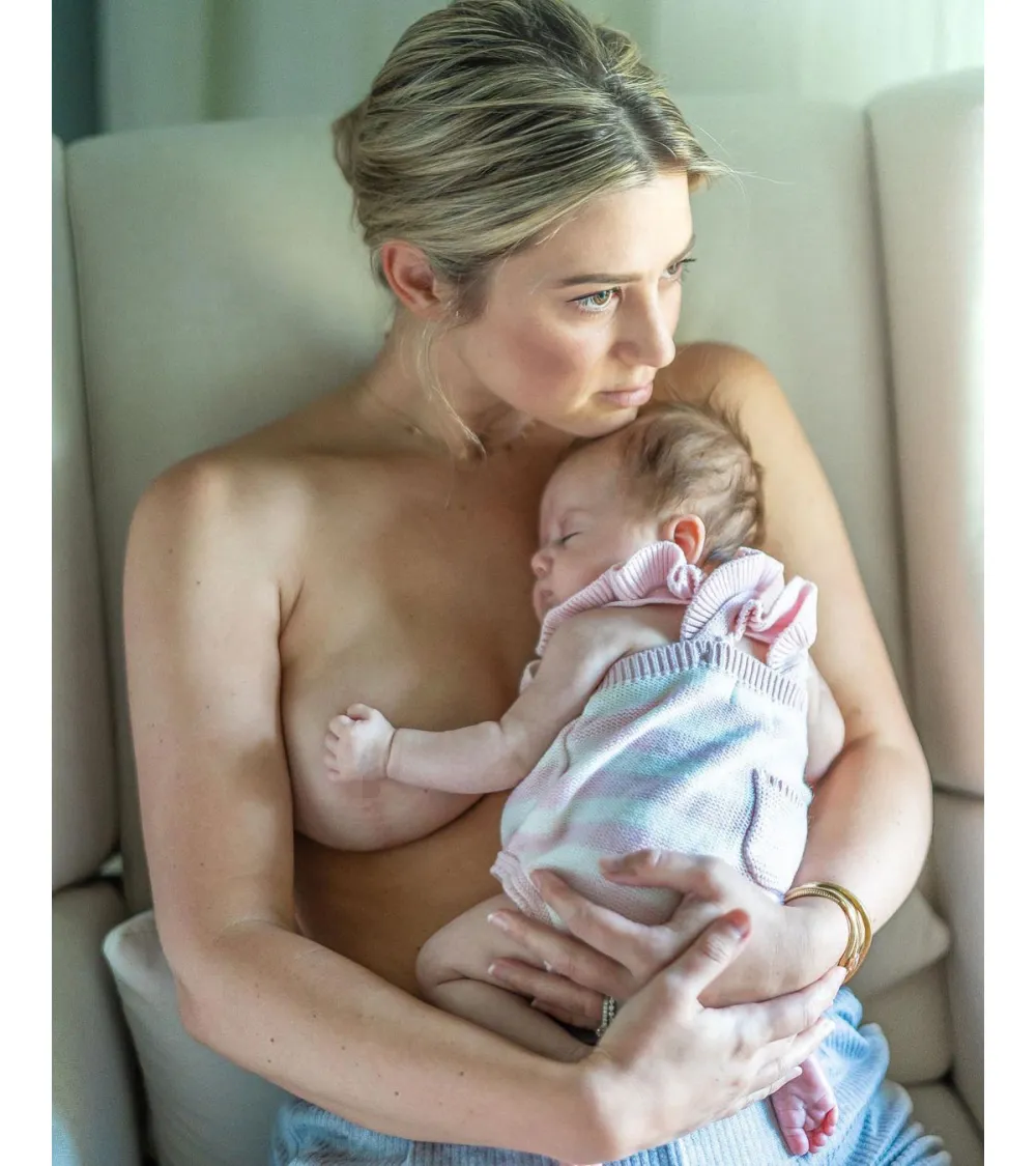 Bachelor Lesley Murphy Claps Back at Mom-Shamers