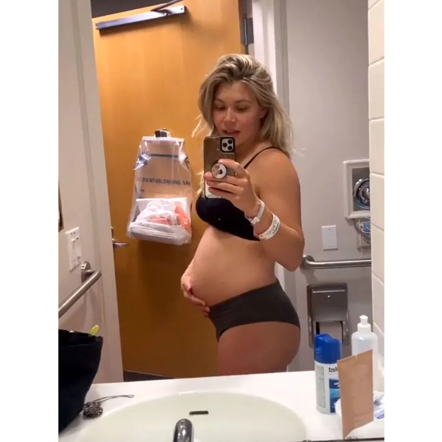 Bachelor In Paradise Krystal Nielson Shows Postpartum Body 22 Hours After Birth