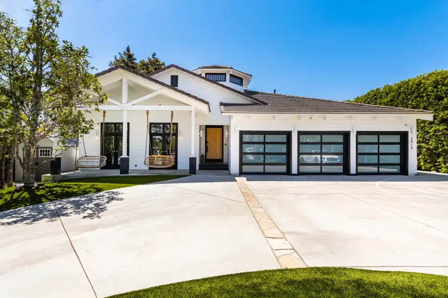 Christina Haack Sells $6 Million House After Ant Anstead Divorce 