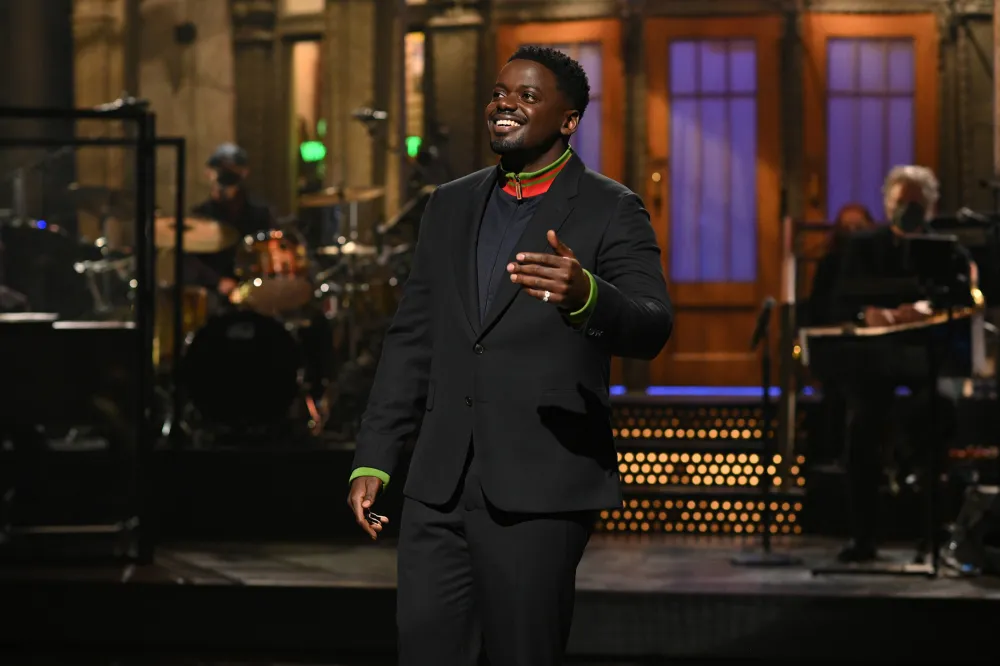 Daniel Kaluuya Takes a Jab at Royal Family After Meghan Markle&rsquo;s Racism Claims on &lsquo;SNL&rsquo;