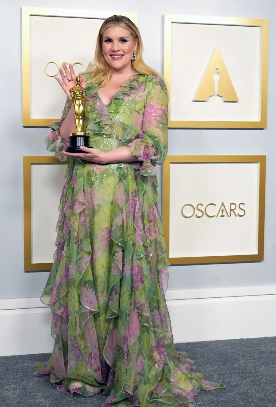 Emerald Fennell Confirms 2nd Pregnancy, Debuts Baby Bump on Oscars Red Carpet