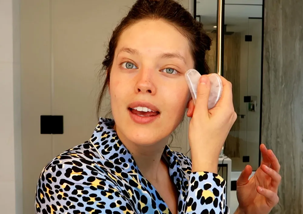 Sports Illustrated Swimsuit Model Emily DiDonato&rsquo;s Nighttime Beauty Routine
