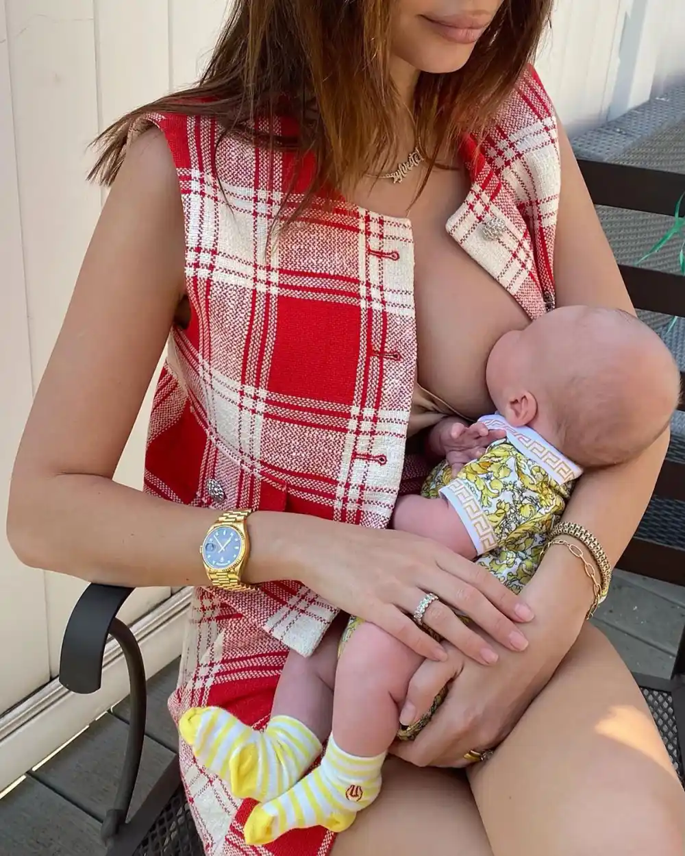 See Emily Ratajkowski's &lsquo;Mama&rsquo; Necklace for Baby Sylvester