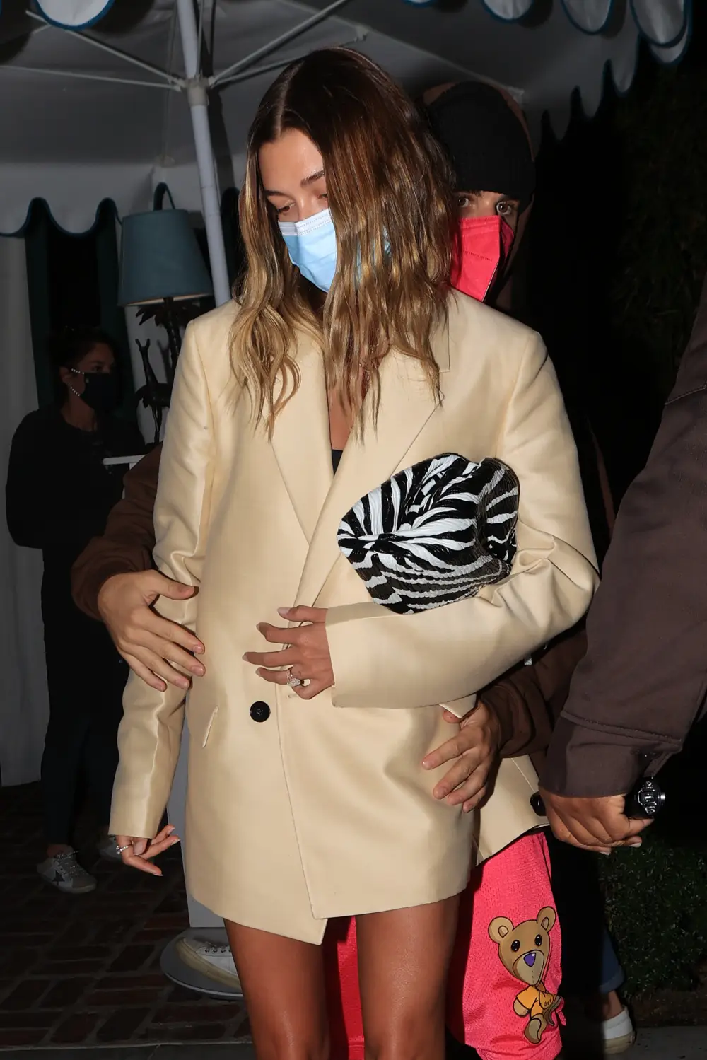 Justin and Hailey Bieber enjoy dinner at San Vicente Bungalows