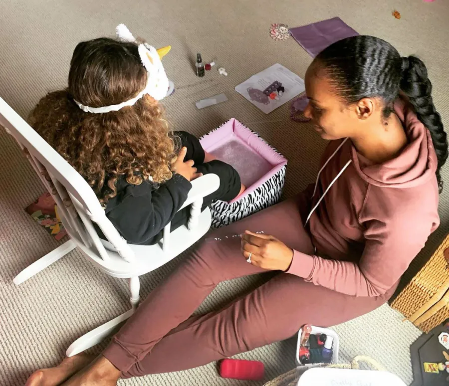 How Celebrity Moms Are Planning Spend Mothers Day 2021