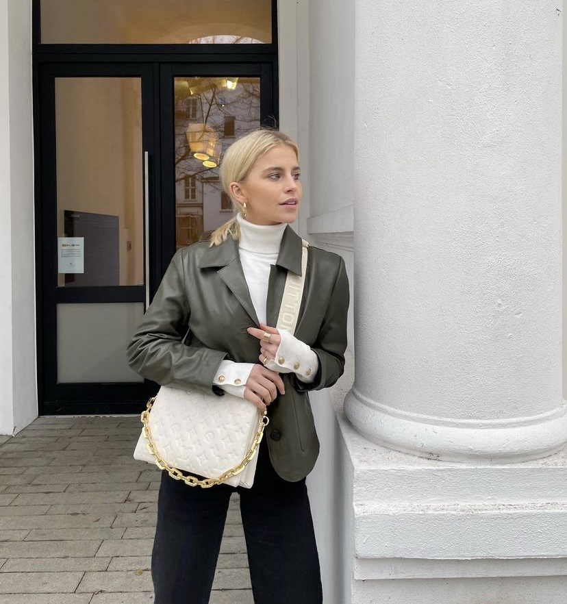 Louis Vuitton Coussin