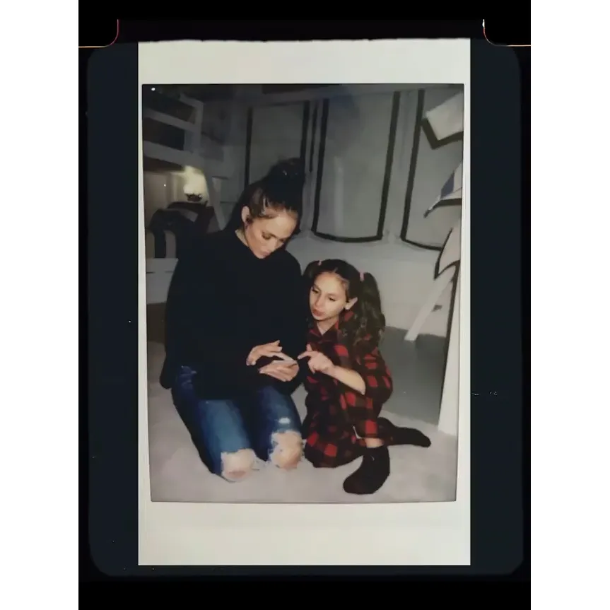 Jennifer Lopez Posts a Happy Birthday Message to Alex Rodriguez&rsquo;s Daughter Ella