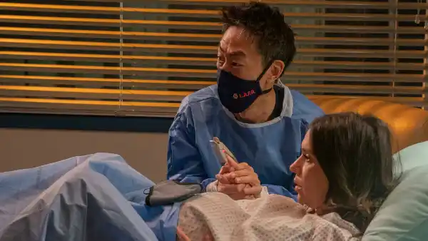 Jennifer Love Hewitt Broke Capillaries While Filming Birth Scene on 911