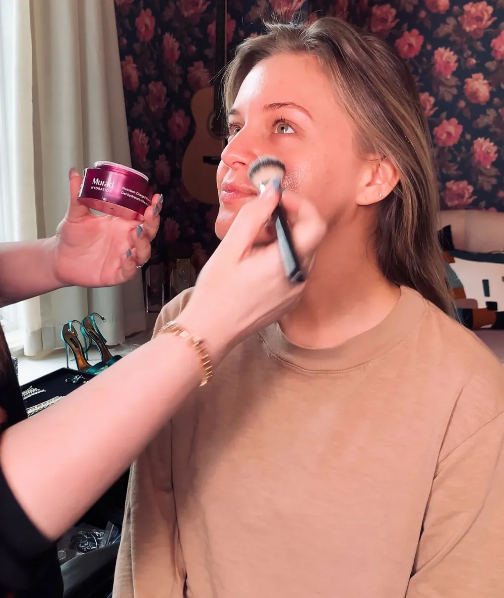 Kelsea Ballerini&rsquo;s Makeup Artist Gives Us the Breakdown on Her ACMs Glam