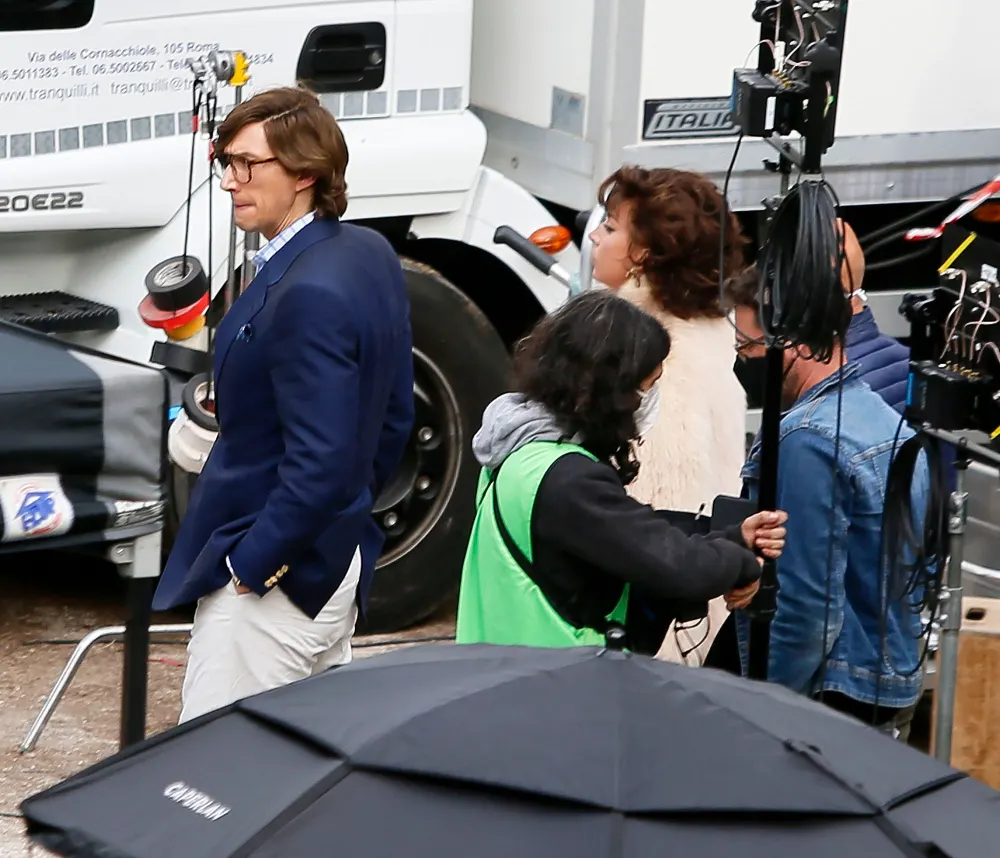 Must See: Lady Gaga&rsquo;s Gorgeous Wedding Dress for &lsquo;House of Gucci&rsquo;