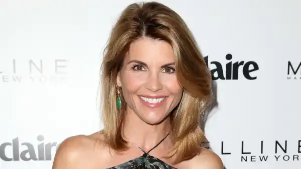 Lori Loughlin Steps Out for Golf Club Fitting Nearly 4 Months After Prison Release