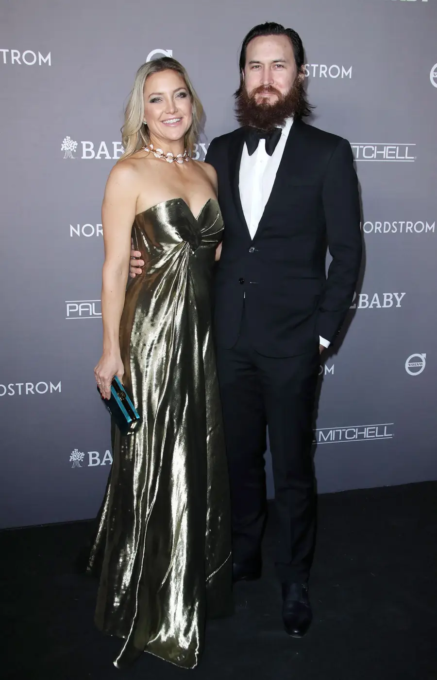 Oliver Hudson Would 'Never Officiate Sister Kate Hudson Wedding to Danny Fujikawa